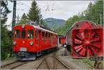 b-c-blonay-chamby/859359/der-rhb-abe-44-i-n176 Der RhB ABe 4/4 I N° 35 der Blonay-Chamby Bahn erreicht den Museumsbahnhof Chaulin. 

4. Aug. 2024