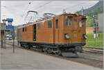 Das  Festival Suisse de la vapeur  (Schweizer Dampffestival 2025) begeistert (zumindest mich) auch immer wieder mit eklektisch betriebenen Zügen, wie hier die herrliche Bernina Bahn RhB Ge 4/4 81 der Blonay Chamby Bahn welche in Blonay auf ihren Zug wartet. 

8. Juni 2025
