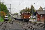 Blonay - Chamby - La Der 2026 - 60 apr�s les CEV (Saison Ende der Blonay Chamby Bahn, 60 Jahre nach dem Betriebsschluss der CEV) - Die Bernina Bahn Ge 4/4 81 der Blonay Chamby erreicht mit ihrem Personenzug Blonay. 
Fotostandpunkt: Bahnsteig

25.  ...