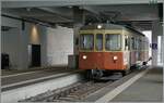 Der BLM Be 4/4 31  LISI  im etwas  kühlen  Bahnhof von Mürren.