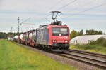 Gerade kommt die SBB Cargo 482 015-5 in Kaarst Broicherseite mit einem Kesselwagenzug gen Neuss gefahren auf ihrem Weg gen Sden. 24.9.2025