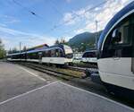 CEV MVR ABeh 2/6 in Blonay: rechts in Bild der ABeh 2/6 7508 nach Vevey, links der ankommende ABeh 2/6 7501 von Vevey  nach Les Pleiades und im Hintergrund der abgestellten ABeh 2/6 7503  Blonay