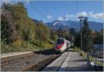 ETR 610/769617/ein-sbb-etr-610--rabe Ein SBB ETR 610 / RABe 502 'Pinocchio' ist bei Burier auf dem Weg von Milano nach Genève. 

8. Nov. 2021