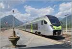 Mit dem BLS RABe 528 107 MIKA an der Spitze erreicht ein RE 1 von Bern kommend sein Ziel Domodossola. Der Zug wird hier rasch wenden und als RE 1 nach Bern zur�ck fahren. 

17. Juni 2026