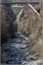 Ein eher ungewöhnlicher Blick in Isorno-Tal und dessen FART Brücke bei Intragna.