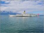 Das CGN Kursschiff  LA SUISSE  bei Vevey vor dem Hintergrund der Savyoer Alpen (Frankreich)

4. Juni 2024