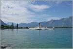 genfersee-5/867116/der-cgn-raddampfer-la-suisse-hat Der CGN Raddampfer 'LA SUISSE' hat die Anlegestelle Villeneuve verlassen und erreicht in einigen Minuten das Château de Chillon.

15. Juli 2024