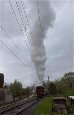 Vapeur Val-de-Travers: Train  Au fil de l'Areuse .