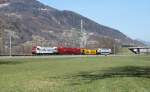Ersatz f�r NPZ 560(Modernisierung)ZVV Dosto Chur-Ziegelbr�cke auf der Rheinbr�cke bei Bad Ragaz.Der Zug hat �brigens auf beiden Seiten jeweils eine andere Farbgebung.27.03.12 