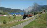 Die CTVJ E 3/3 8494 dampft kurz nach Le Pont mit ihrem Museumszug Richtung Le Brassus.