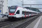 Am grauen 14 Mai 2026 verlasst SBB 523 041 Pratteln als S-Bahn nach Basel SBB.