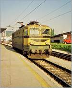 Die SZ 342 037 ist in Ljubljana unterwegs.

Analogbild Mai 2001