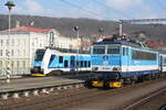 640/641 107 und 162 013 im Bahnhof Decin hl.n. am 13.3.24